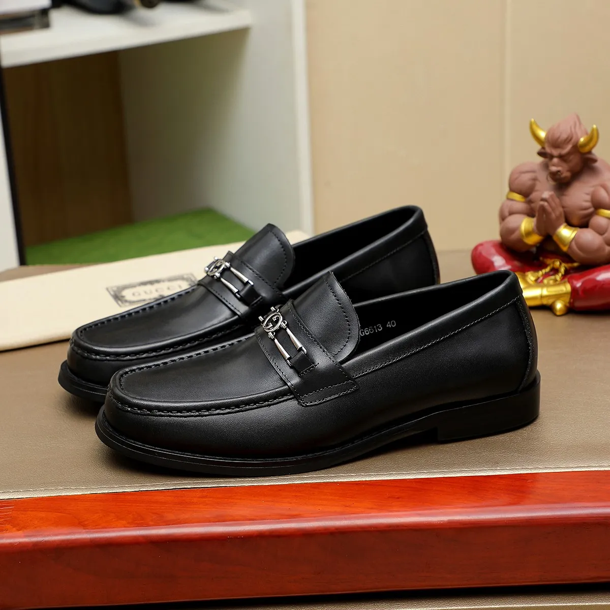 Men's men's shoes💰460💰💰Gucci official website men's business formal leather shoes updated💥Hong Kong counters synchronize new styles💥completely one-to-one replica shipment👍zero gap in counter quality 0⃣️made of imported cowhide on the outside+water-dyed🐂leather lining, color optional! Matching code 38-45